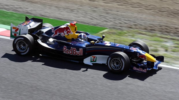David Coulthard drives his Red Bull at the 2006 Japanese Grand Prix