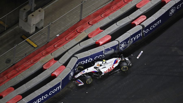 Schumacher dnf in Jeddah — Foto: © LAT Images