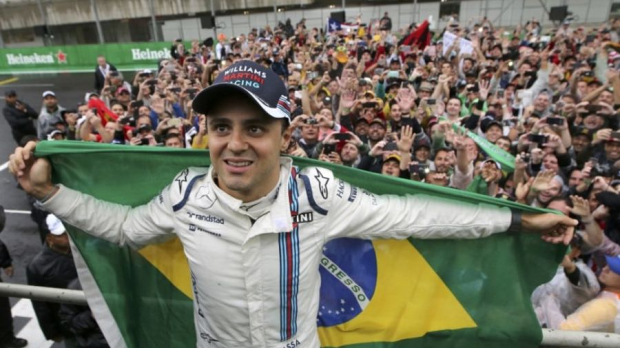 BROOOO THIS IS CHAOS”: F1 fans sent into a frenzy after crazy Brazilian Grand  Prix start