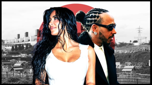 Kardashian and Hamilton looking in opposite directions with Japanese GP-themed background with white and red Japanese flag overlay — Photo: © IMAGO