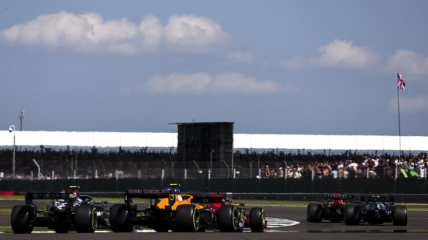 Ferrari, Mercedes, Red Bull — Foto: © LAT Images