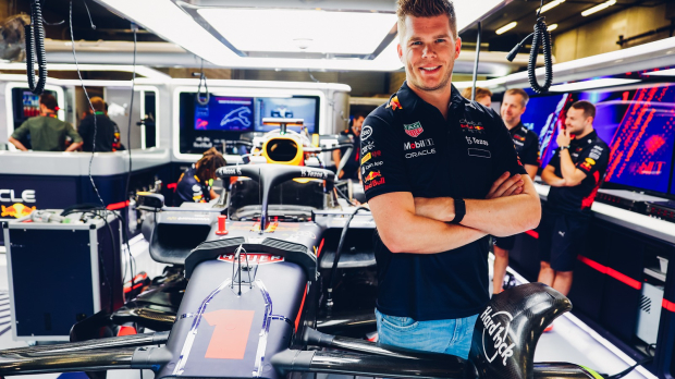 Van Buren, Red Bull, twitter photo