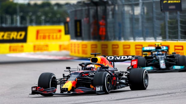 Verstappen in Sotsji — Foto: © LAT Images