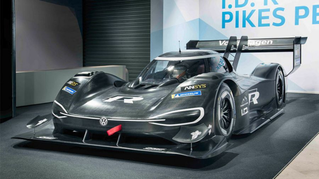 Photo: © LAT Images