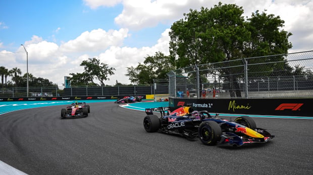 verstappen, hamilton, miami, sprint — Foto: © IMAGO