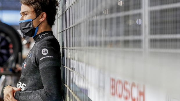 De Vries waiting for the E-Prix to start