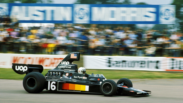 Pryce aan de leiding op Silverstone in 1975