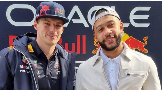 Max Verstappen ontmoet voetballer Memphis
