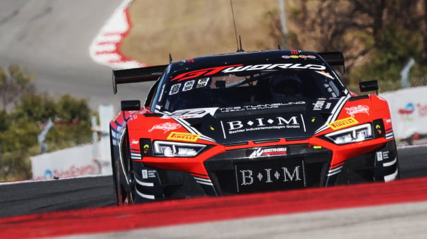 Eastalent Audi during FP1 in Portimao — Foto: © SRO/JEP