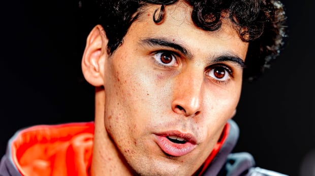 Gabriel Bortoleto's face in profile at the 2026 Japanese Grand Prix — Photo: © IMAGO