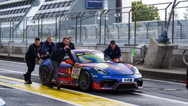 Verstappen, GT4, Credits: Porsche AG