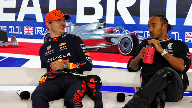 Christian Horner Says Lewis Hamilton Reached Out About Possible F1 Move to  Red Bull