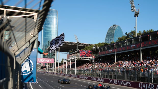 Russell wins Azerbaijan GP ahead of Verstappen — Photo: © IMAGO