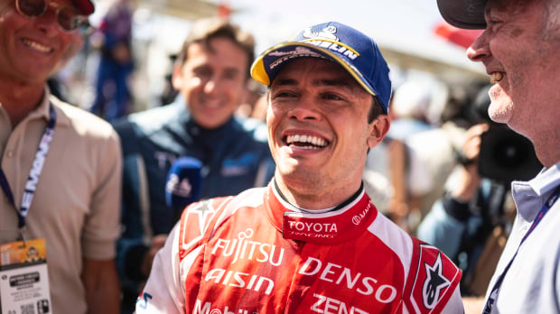 De Vries after Le Mans victory — Foto: © IMAGO