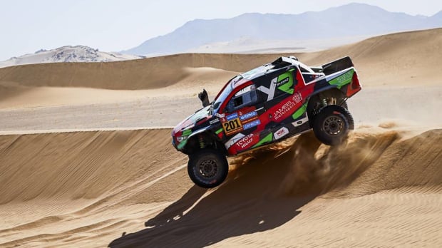 Al Rajhi leading the marathon stage of Dakar