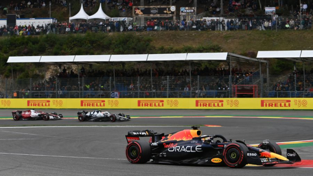 Verstappen in zijn Red Bull in Belgie