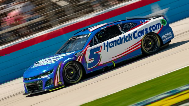 An image of Kyle Larson driving in NASCAR at Texas Motor Speedway