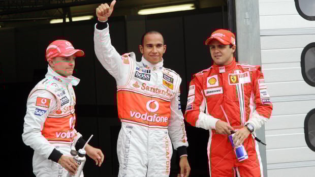 Lewis, Hamilton, Felipe Massa, Heikki Kovalainen look on at the 2008 German Grand Prix — Photo: © IMAGO