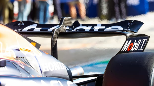 Rear wing of Verstappen at Monza — Photo: © IMAGO