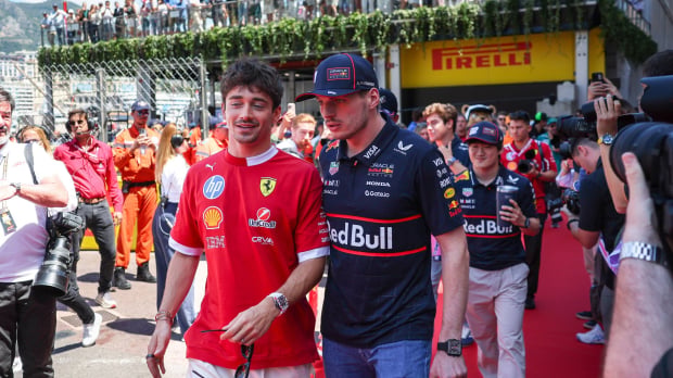 Leclerc en Verstappen dollen over karttijd: "Gewoon mooi" — Foto: © IMAGO