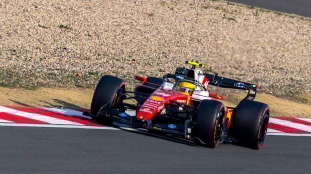 Hamilton, Ferrari, China — Photo: © IMAGO