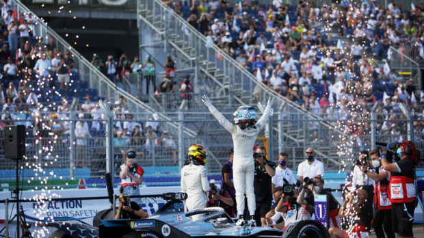 Mercedes won afgelopen weekend nog het Formule E-kampioenschap