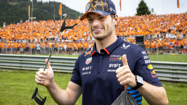 verstappen, thumb, social 