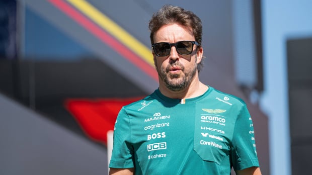 Alonso in Barcelona — Foto: © IMAGO