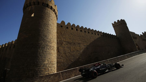 Hamilton, Mercedes, Azerbaijan