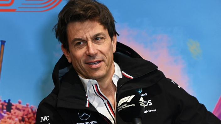 Wolff trapt op de rem: "Kunnen niet het gevecht met Ferrari en Red Bull aan"