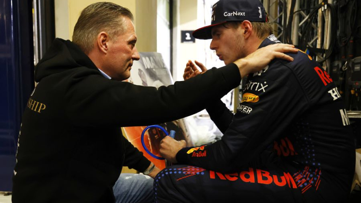 Verstappen disfruta corriendo con su padre: "Ahora le doy consejos"