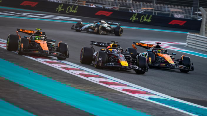 start, abu dhabi, verstappen, norris, piastri 