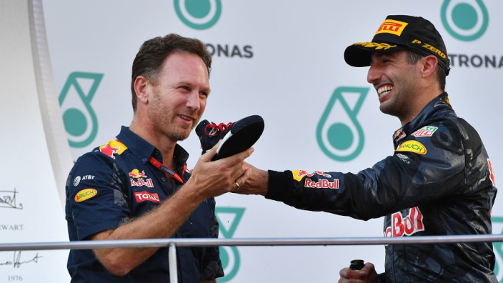 Horner leeft mee met Ricciardo: "Geweldige dingen gedaan naast Seb en Max"