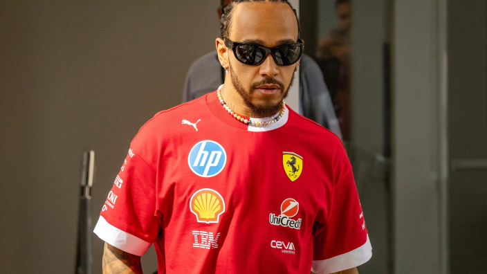 Lewis Hamilton picks sides amid social media 'BULLYING' row