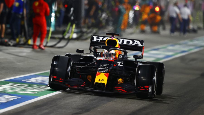 Red Bull Racing klokt snelste bandenwissel in Qatar