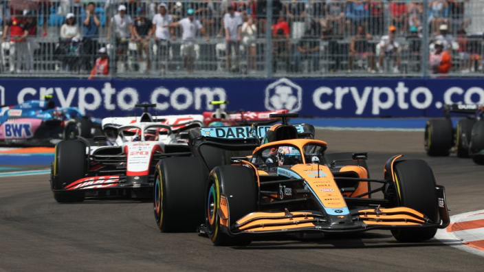 Ricciardo: Me deshidraté en Miami por cuidar el peso del coche