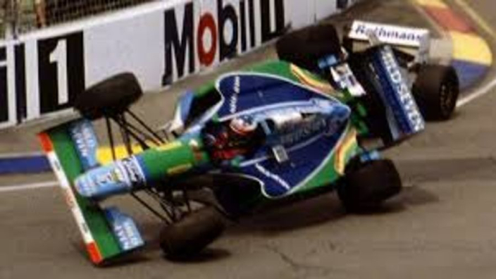 Michael Schumacher wins first title after Damon Hill collision - GPFans.com