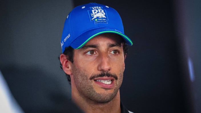 Hilarious video emerges of Daniel Ricciardo insulting F1 rivals in Italian