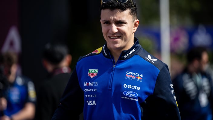 Red Bull bevestigt officieel: Hadjar mist Dutch Grand Prix met polsblessure