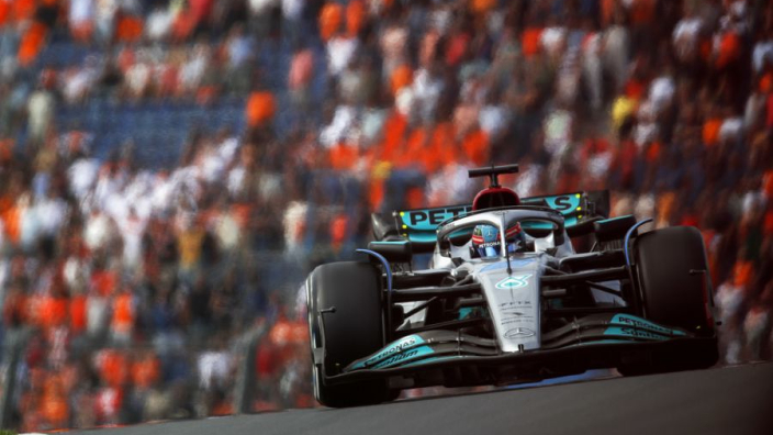 Russell over kansen Mercedes tijdens kwalificatie: ''Pole position zou me sterk verbazen''