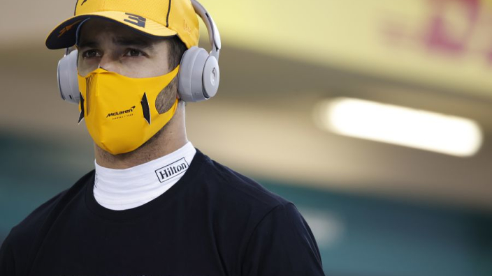 Ricciardo apologises to F1 for "f***ing idiots" jibe