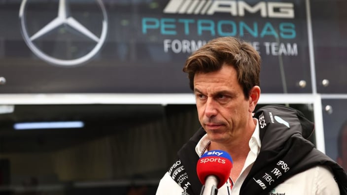 Wolff trusts F1 and FIA would not 'interfere' for "entertainment"