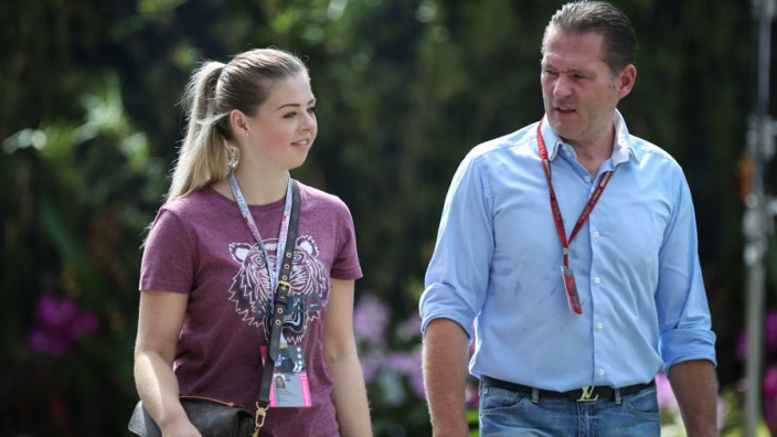 Victoria Verstappen: 'Zeker moeilijk dat mijn vader altijd met Max weg was'