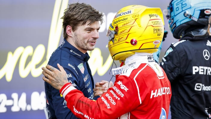 Lewis Hamilton's three-word message to Max Verstappen after Austrian Grand Prix scrap
