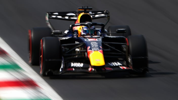 LIVE | GP Italië: Russell en Antonelli vechten om leiding, Verstappen blijft dichtbij