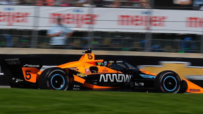 Pato O'Ward abandona una carrera que ganó McLaughlin en IndyCar