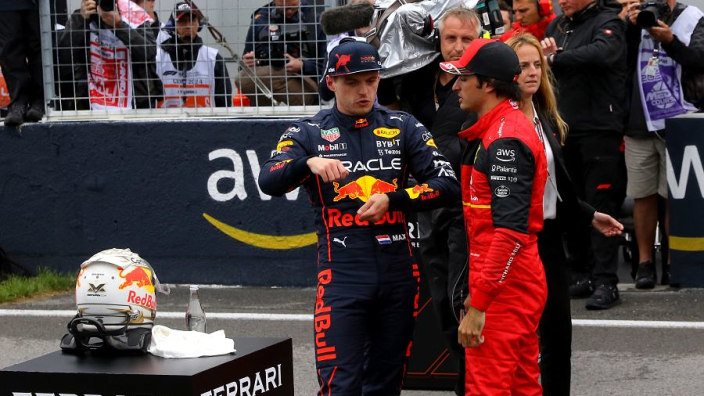 Villeneuve constateert waarom Sainz Verstappen niet kon inhalen: "De hairpin"