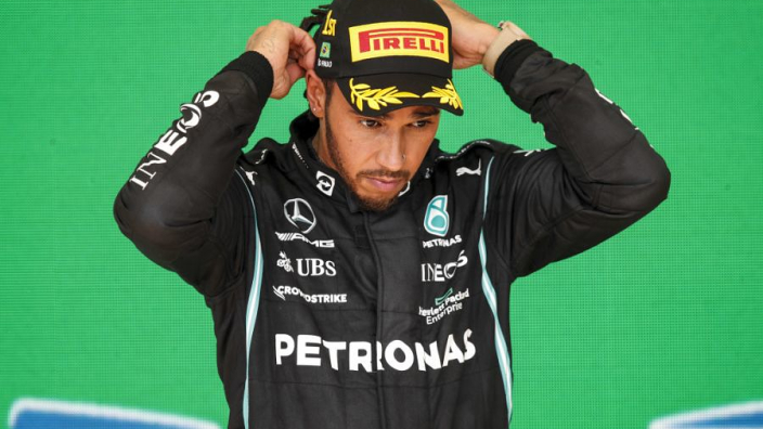Hamilton over zware weg naar Formule 1: "Had geluk dat ik een ware vechter ben"