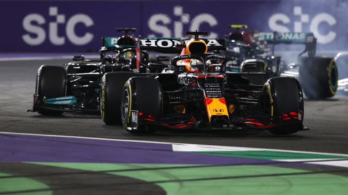 Mercedes was pas ná botsing op de hoogte van positieruil Verstappen/Hamilton