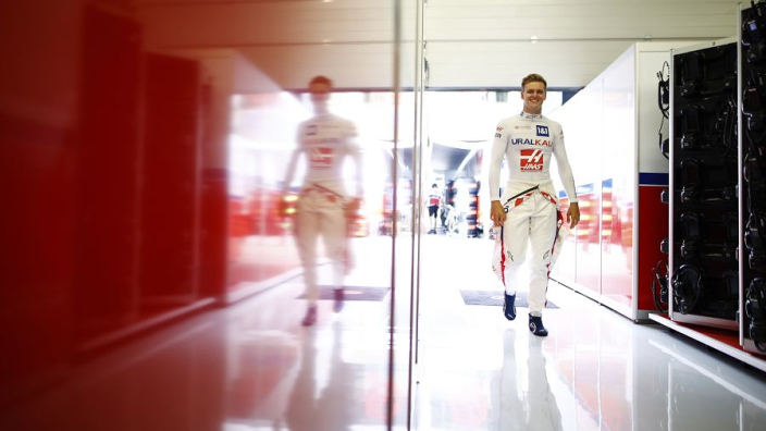 Schumacher and Ferrari to hold future talks over summer